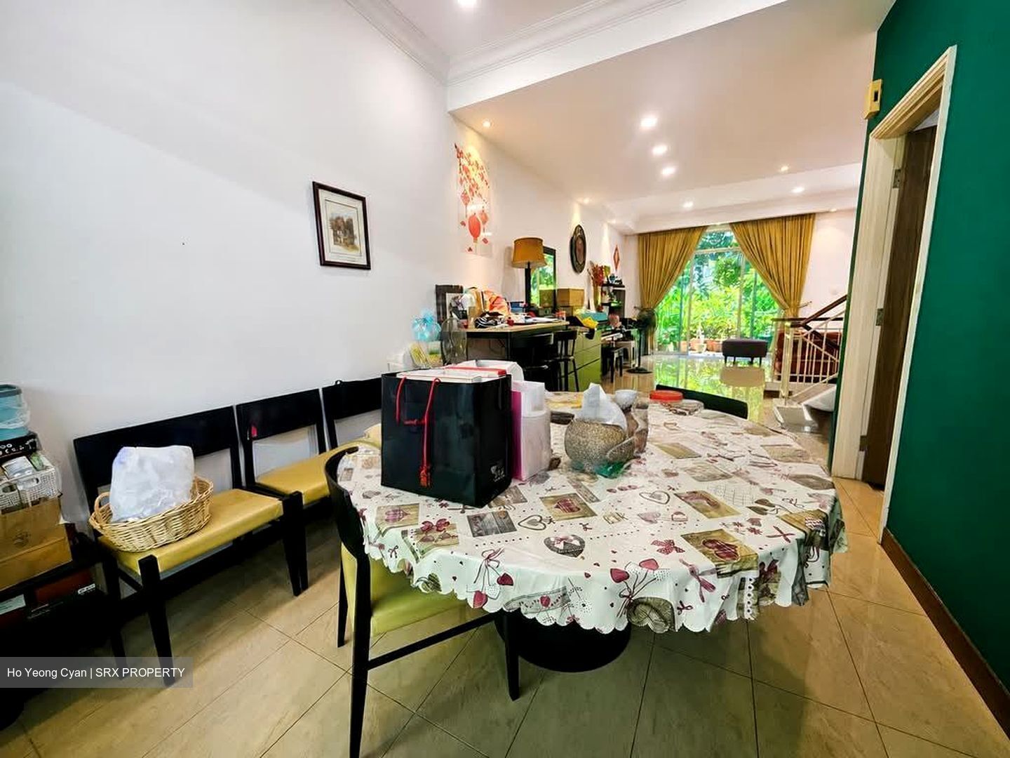 Changi South Avenue 1 (D16), Terrace #563508401